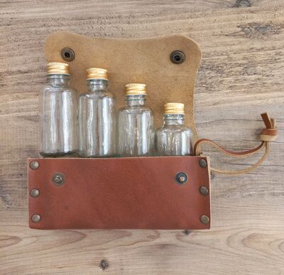 Go Bear Bushcraft Baharatlık Deri Kılıflı Kahverengi - 2